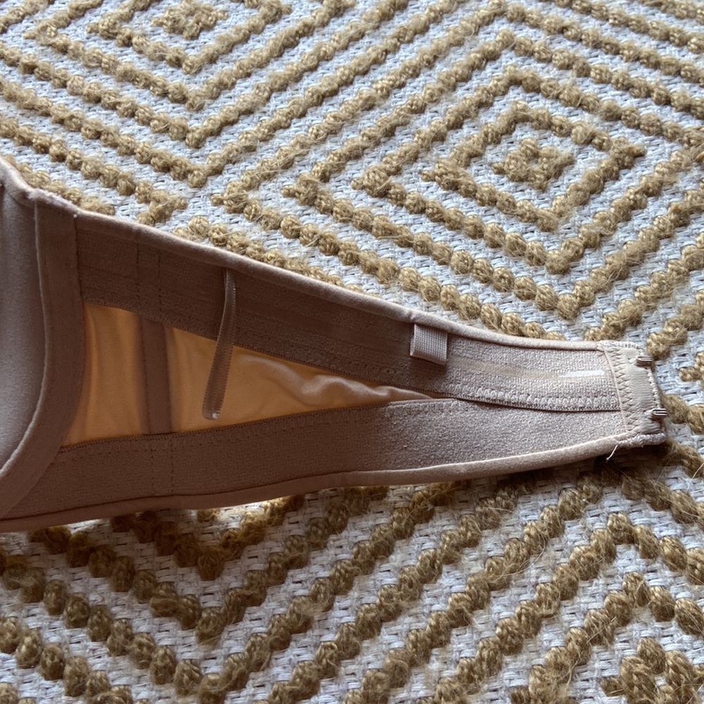 Strapless Bra - image 4